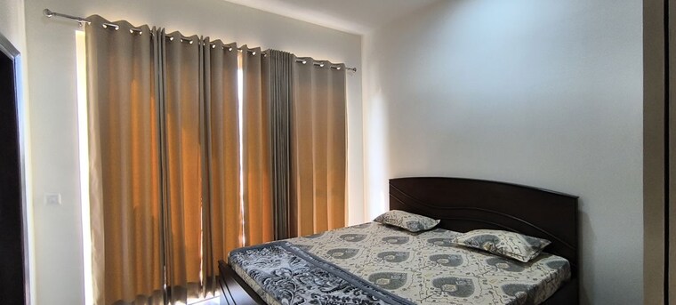 Bedroom, bptp-amstoria 4 Bedroom 3560 Sq.Ft. Builder Floor In Sector 102 Gurgaon 9833626