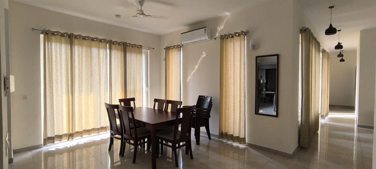 4 BHK + Pooja Room,Servant Room,Extra Room Builder Floor For Rent in BPTP Amstoria