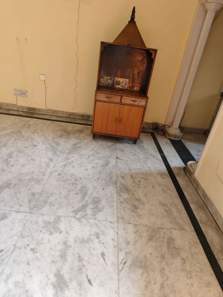 Kitchen, sector 22 1.5 Bedroom 950 Sq.Ft. Independent House In Sector 22 Noida 9833631