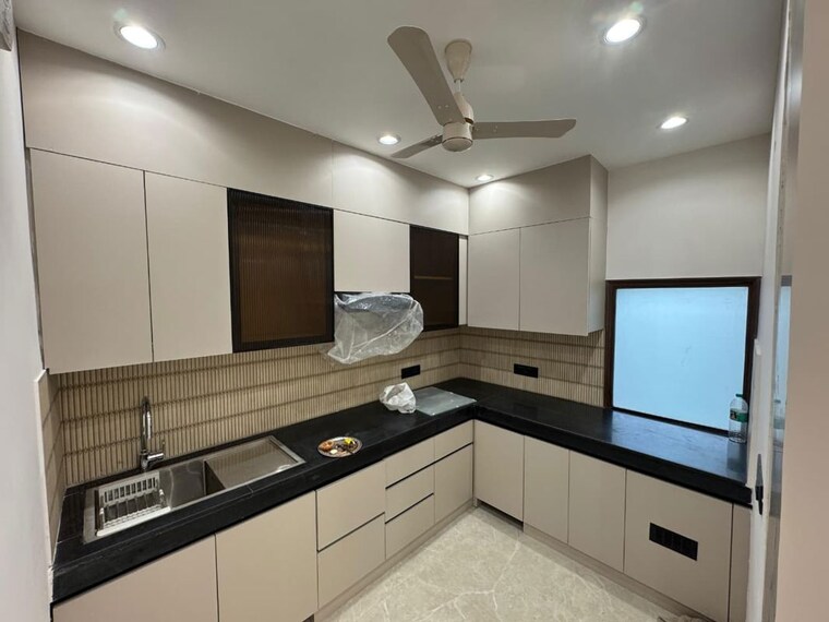 Kitchen, east of kailash 3 Bedroom 1650 Sq.Ft. Apartment In East Of Kailash Delhi 9833627
