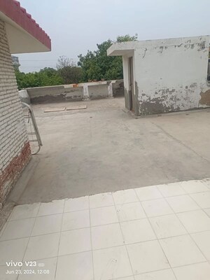 2 BHK Independent House For Rent in Sector 55
