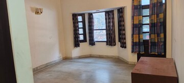 Room in 4 BHK Builder Floor at Greater Kailash ii – for Rent