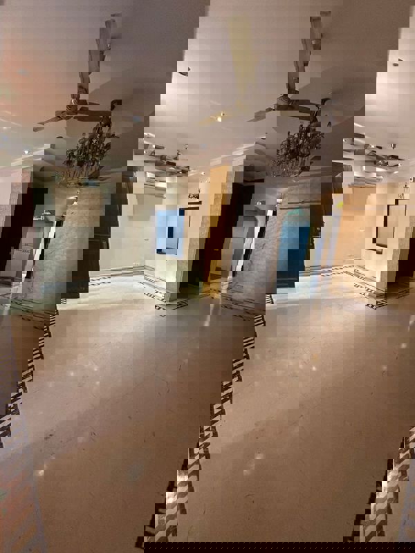 3 BHK + Pooja Room Builder Floor For Rent in South Extension II