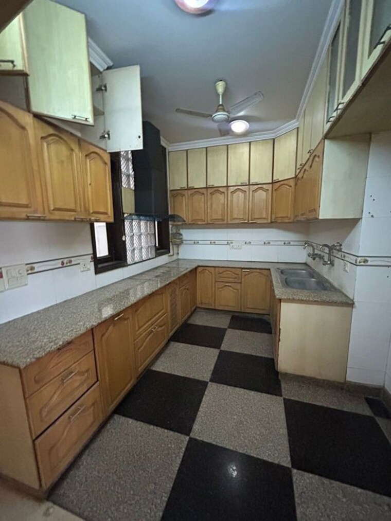 Kitchen, south extension ii 3 Bedroom 200 Sq.Yd. Builder Floor In South Extension ii Delhi 9833657