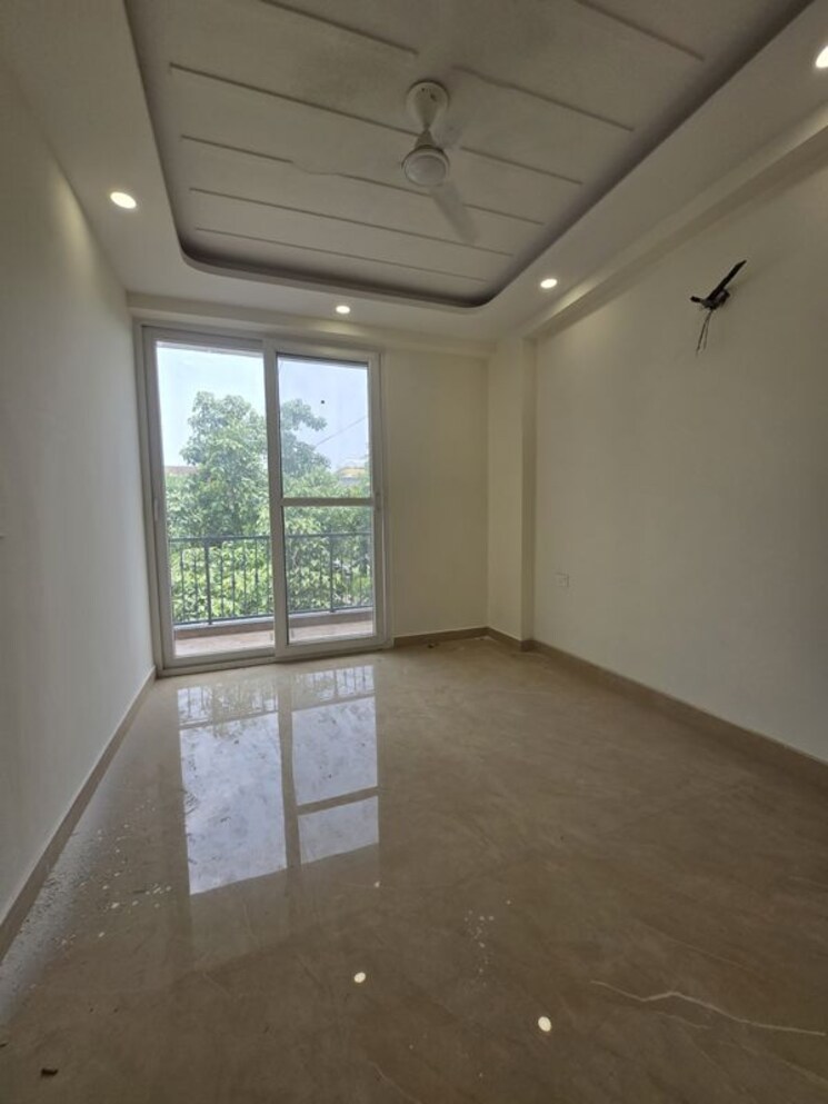 Room, chattarpur 3 Bedroom 1200 Sq.Ft. Apartment In Chattarpur Delhi 9833658