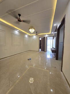 3 BHK + Servant Room Apartment For Rent in Chattarpur
