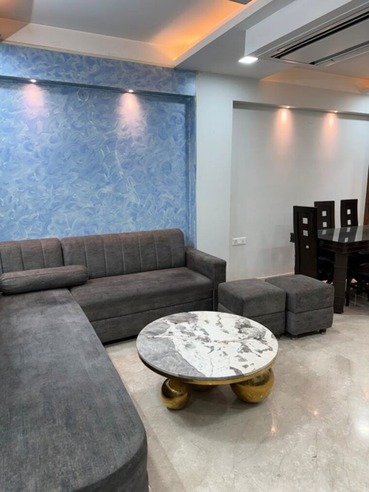 Bedroom, chittaranjan park 3 Bedroom 125 Sq.Yd. Builder Floor In Chittaranjan Park Delhi 9833660