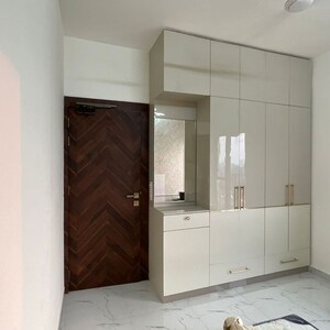 Room in 3 BHK Apartment at Pivotal Paradise, Sector 62 – for Sale