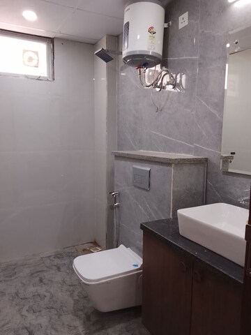 Bathroom in 1.5 BHK Builder Floor at Empire Floors, Sector 57 – for Rent