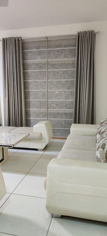 Bathroom in 3 BHK Apartment at Jaypee Greens Sun Court III, Jaypee Greens – for Rent