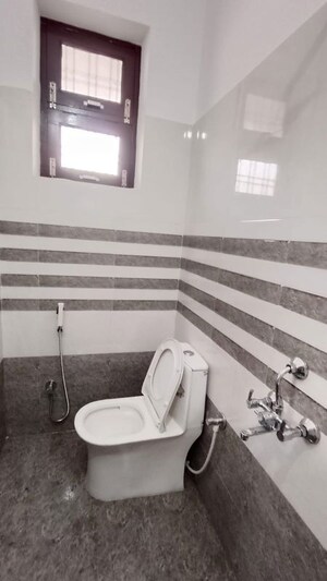 Bathroom in 1 RK Independent House at Faizabad Road – for Rent