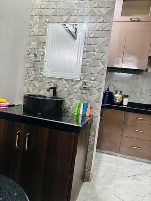 Furnished Amenities in 3.5 BHK Independent House at Kishorepura – for Sale