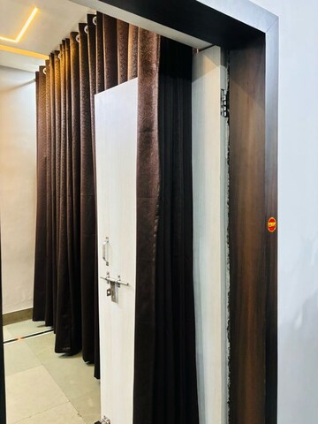 Furnished Amenities in 3.5 BHK Independent House at Kishorepura – for Sale