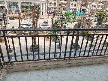 Balcony in Studio Apartment at Earthcon Casa Grande II, Chi V Greater Noida – for Rent