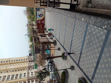 Balcony in Studio Apartment at Earthcon Casa Grande II, Chi V Greater Noida – for Rent