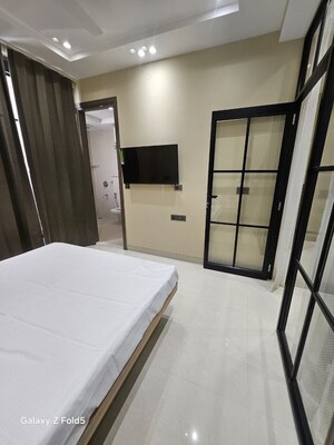 Room in 1 BHK Builder Floor at Sector 47 – for Rent