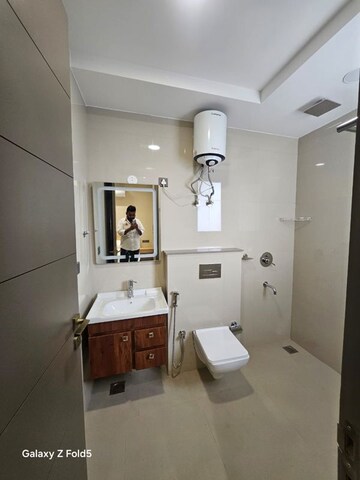 Kitchen in 1 BHK Builder Floor at Sector 40 – for Rent