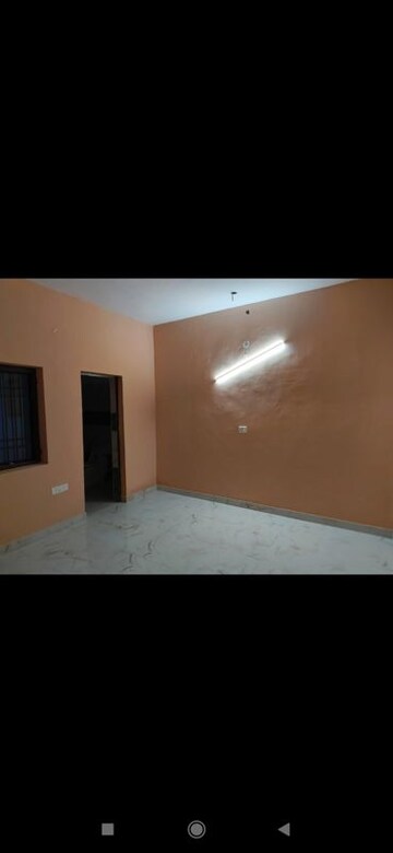 Room in 2 BHK Independent House at Sector 100 – for Rent