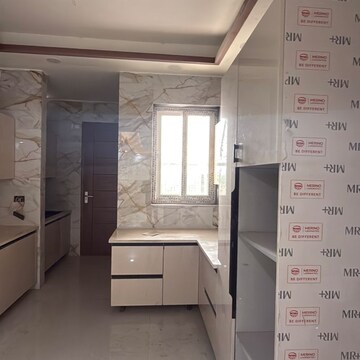 Team Area in 4 BHK Builder Floor at Garg Homes Floors, Sector 42 – for Sale