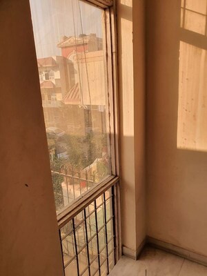 Balcony in 4 BHK Builder Floor at Huda CGHS, Sector 56 – for Rent
