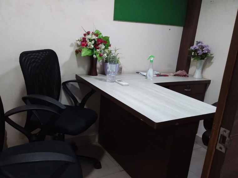 Team Area, haware-fantasia Commercial Office Space 310 Sq.Ft. In Vashi Sector 28 Navi Mumbai 9833814