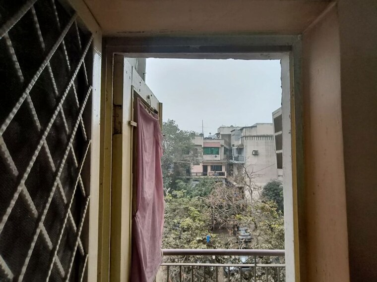 Balcony, rwa-jalvayu-vihar-noida 2 Bedroom 1100 Sq.Ft. Apartment In Sector 25 Noida 9833865