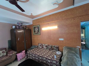 Bedroom in 2 BHK Apartment at Rwa Jalvayu Vihar Noida, Sector 25 – for Rent