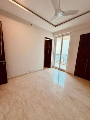 Room in 3 BHK Apartment at M3M Sky City, Sector 65 – for Rent