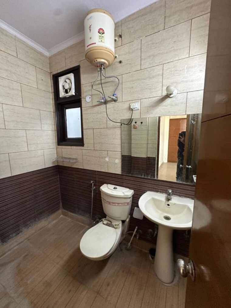 Kitchen, anand-niketan-cghs 4 Bedroom 3100 Sq.Ft. Apartment In Sector 52 Gurgaon 9833883