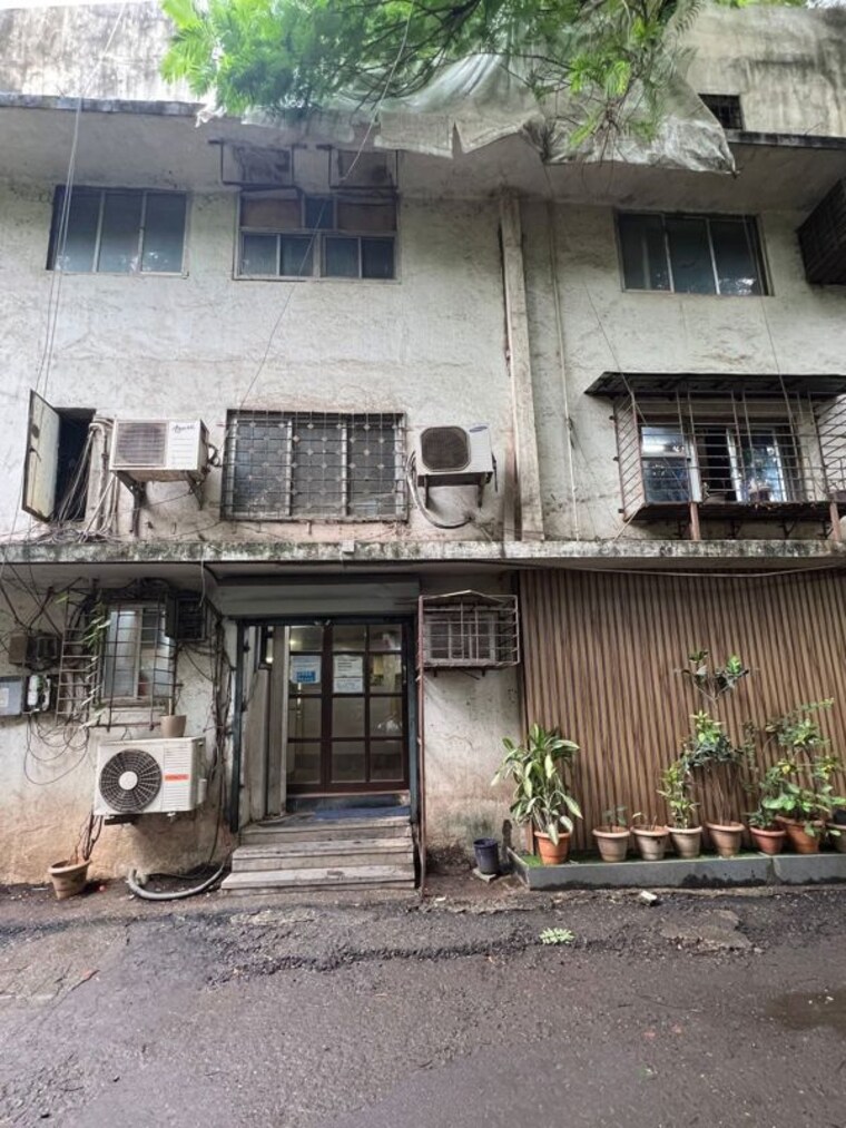 Exterior View, safed pul Commercial Office Space 2533 Sq.Ft. In Safed Pul Mumbai 9814481