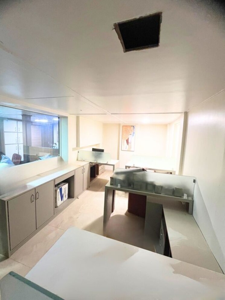 Team Area, safed pul Commercial Office Space 2533 Sq.Ft. In Safed Pul Mumbai 9814481