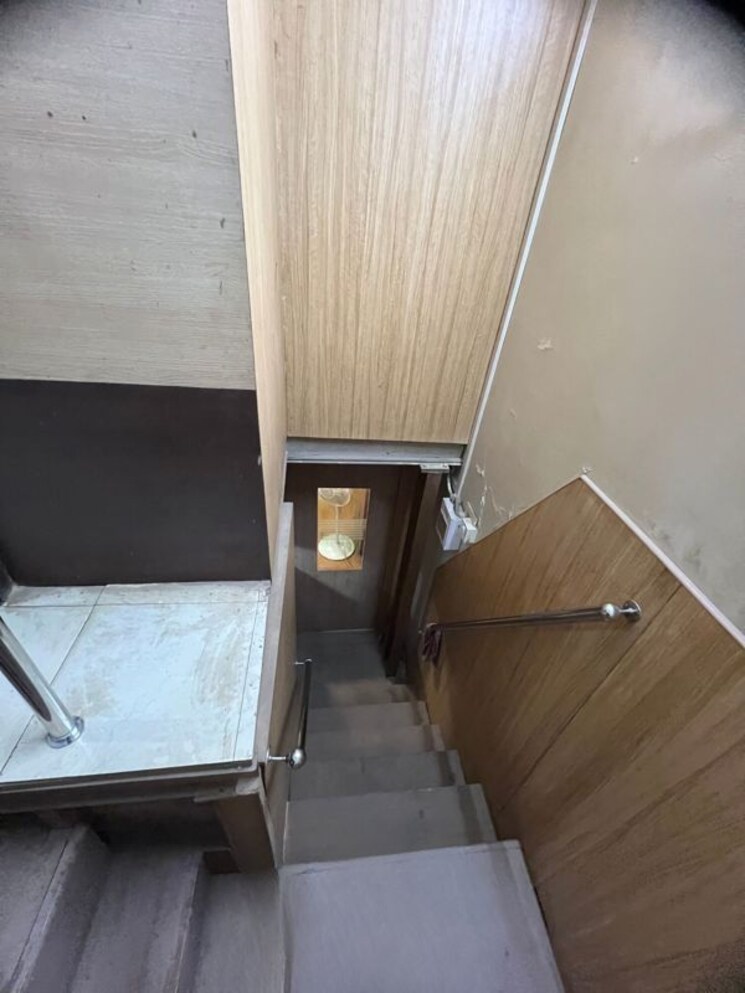 undefined, safed pul Commercial Office Space 2533 Sq.Ft. In Safed Pul Mumbai 9814481