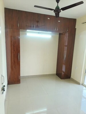 Room in 1 BHK Apartment at Pyramid Altia, Sector 70 – for Rent