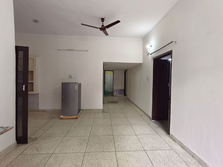 undefined, mohyal colony 3 Bedroom 2000 Sq.Ft. Apartment In Mohyal Colony Gurgaon 9833872