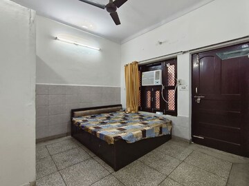 Bedroom in 3 BHK Apartment at Mohyal Colony – for Rent