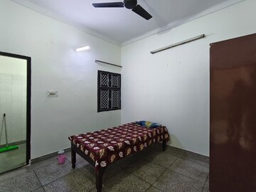 Bedroom in 3 BHK Apartment at Mohyal Colony – for Rent