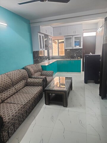 Living Room in 1 BHK Apartment at Gomti Nagar – for Rent