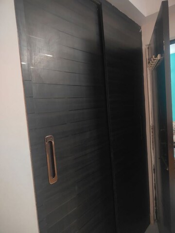 Furnished Amenities in 1 BHK Apartment at Gomti Nagar – for Rent