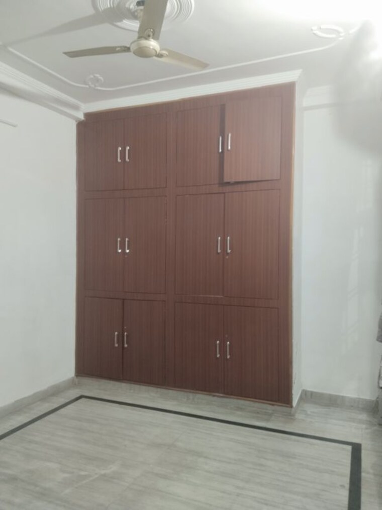 Room, gomti nagar 2 Bedroom 1250 Sq.Ft. Builder Floor In Gomti Nagar Lucknow 9812638