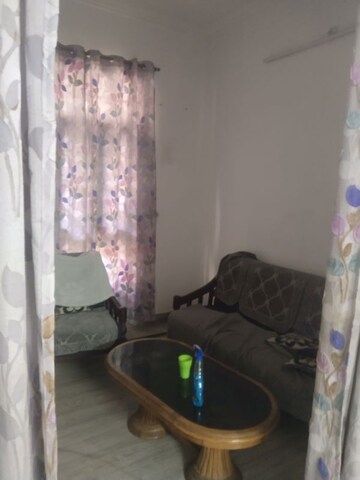 Bedroom in 2 BHK Builder Floor at Gomti Nagar – for Rent