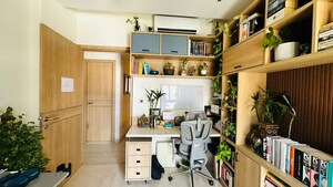 Furnished Amenities in 4 BHK Apartment at Lodha Sterling, Kolshet Road – for Rent