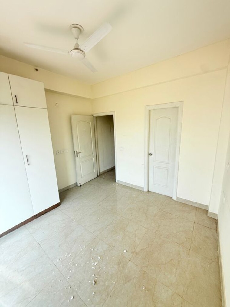 Room, shree-vardhman-victoria 2.5 Bedroom 1350 Sq.Ft. Apartment In Sector 70 Gurgaon 9833956
