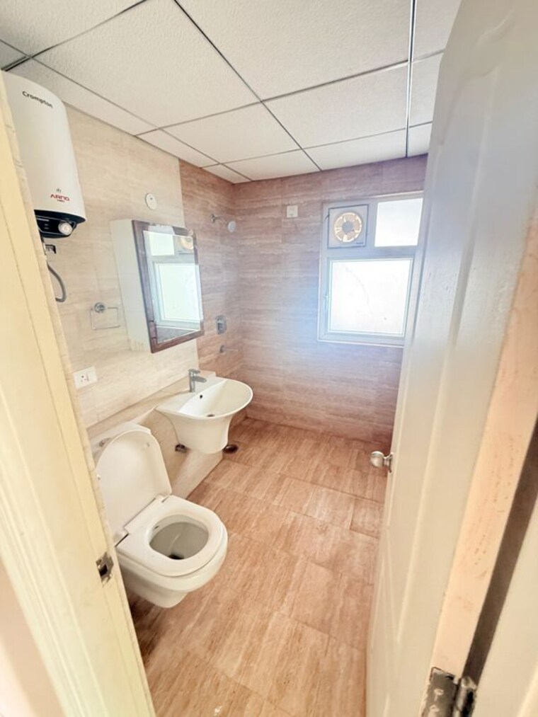 Bathroom, shree-vardhman-victoria 2.5 Bedroom 1350 Sq.Ft. Apartment In Sector 70 Gurgaon 9833956