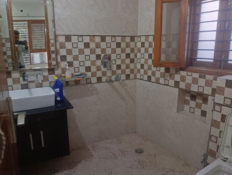 Kitchen, uppal-southend 3 Bedroom 2200 Sq.Ft. Builder Floor In Sector 49 Gurgaon 9833959