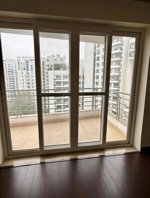 3 BHK Apartment For Rent in Parsvnath Exotica, Sector 53