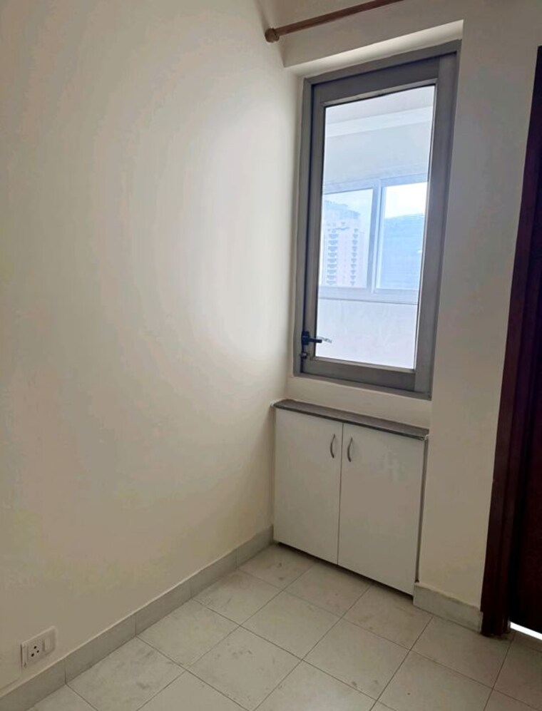 Room, parsvnath-exotica 3 Bedroom 2895 Sq.Ft. Apartment In Sector 53 Gurgaon 9833982