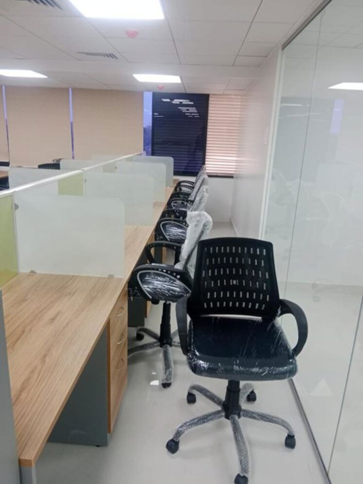 Team Area, city-mall-ashok-nagar Commercial Office Space 4766 Sq.Ft. In Ashok Nagar Pune 9833957