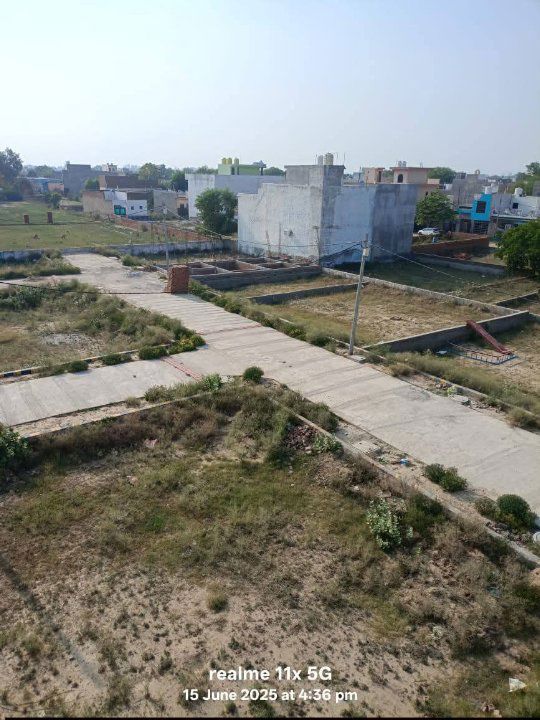 Plot For Sale in Vrindavan Yojna