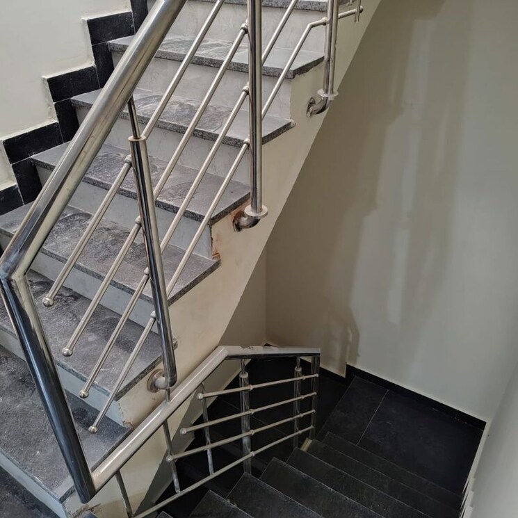 undefined, dlf-exclusive-floors 1 RK 450 Sq.Ft. Builder Floor In Sector 53 Gurgaon 9834053