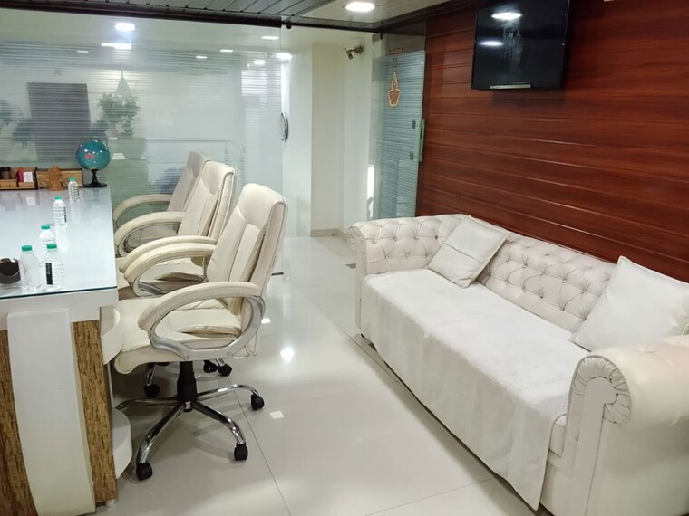Team Area, satra-plaza Commercial Office Space 600 Sq.Ft. In Vashi Sector 19d Navi Mumbai 9834055